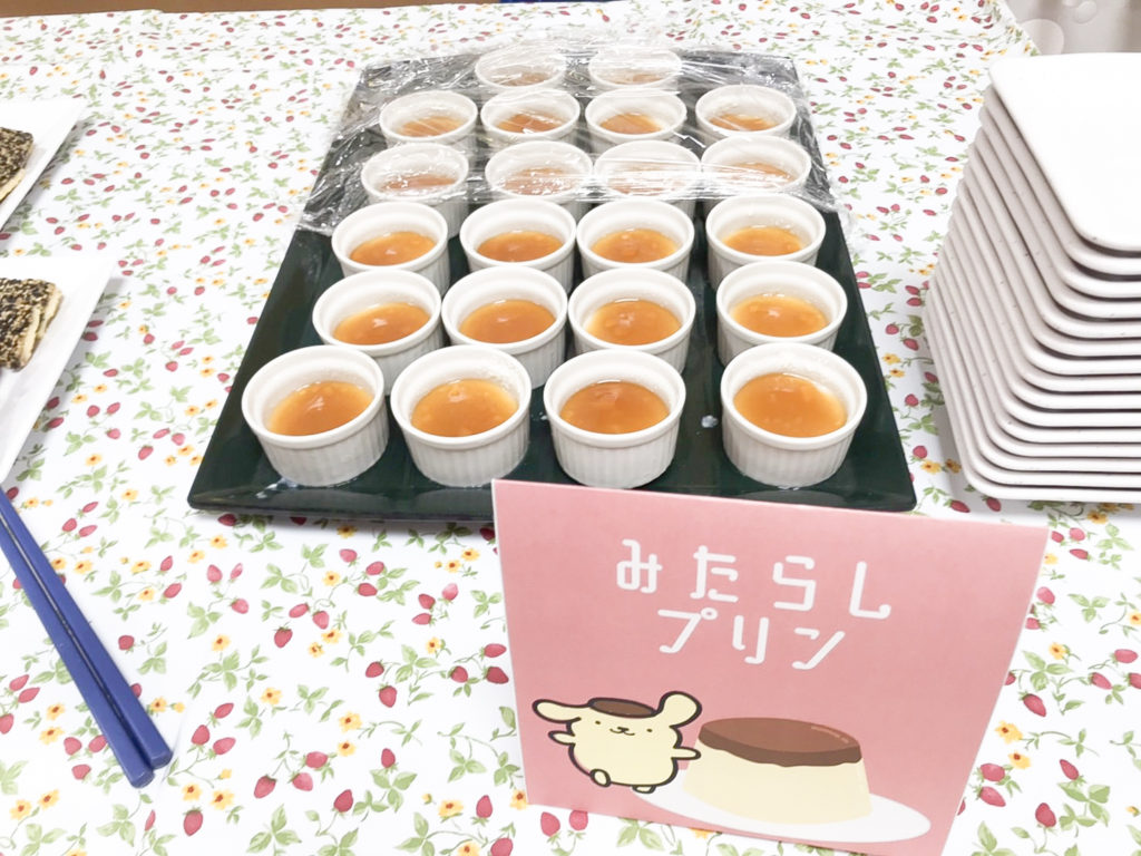 5月のおやつバイキングの様子_みたらしプリン