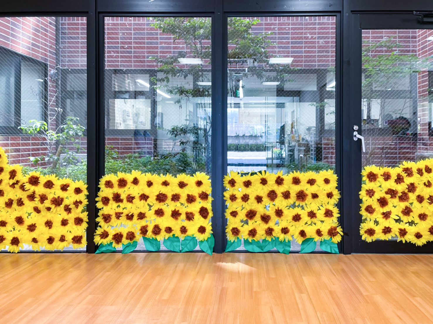 デイケアの壁かざり8月_1