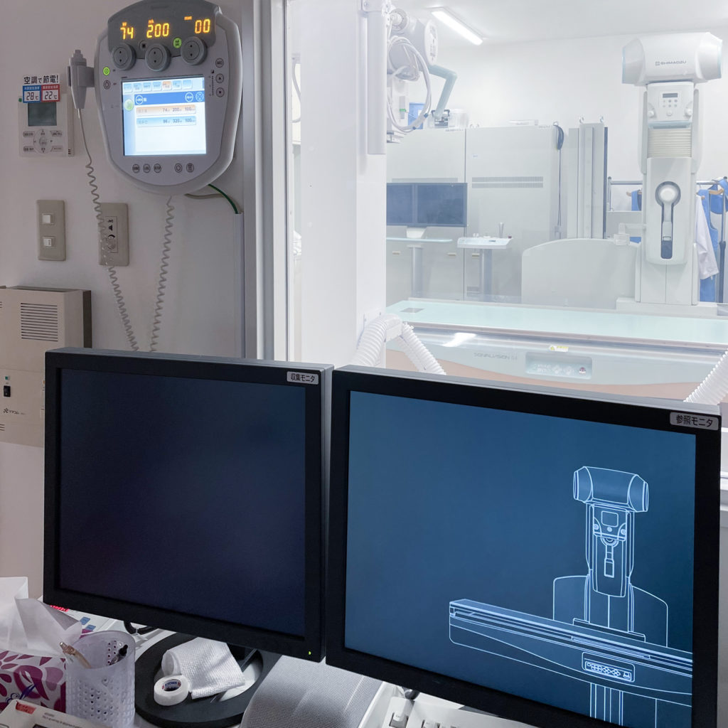 X線TV室でもレントゲン写真が撮影